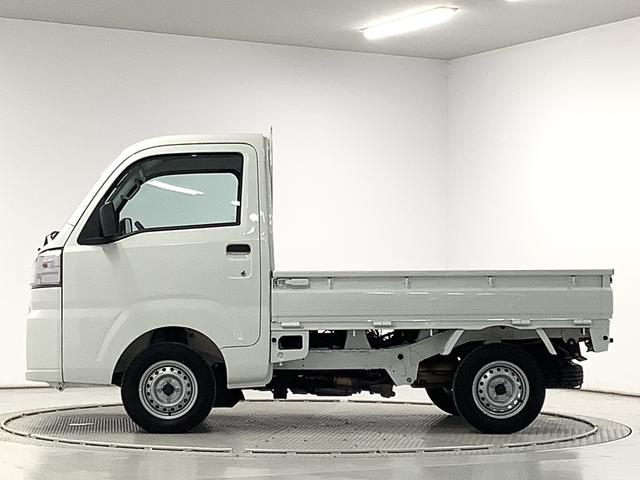 ハイゼットトラック スタンダード　４ＷＤ　ＣＶＴ　前後コーナーセンサー　３方開　走行無制限１年保証　前後コーナーセンサー　４ＷＤ　ＣＶＴ車　３方開　アイドリングストップ　横滑り防止装置　オートライト　ヘッドライトレベライザー　アクセサリーソケット　スペアタイヤ（8枚目）