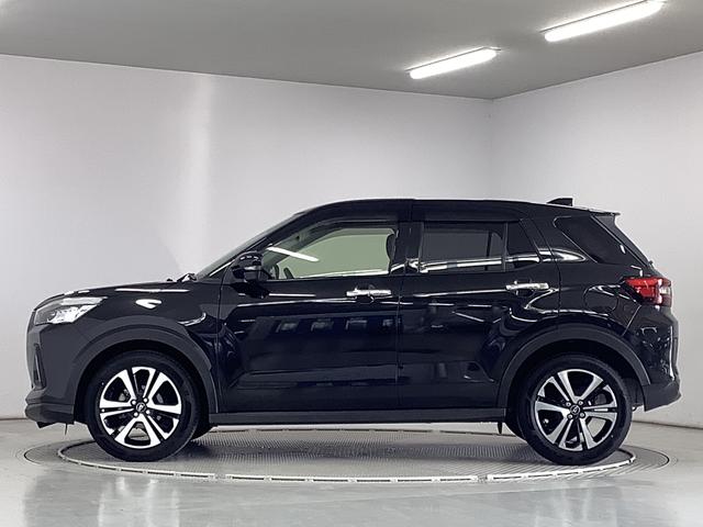 ロッキー プレミアム　ワンオーナー　９インチナビ　ＥＴＣ　バックカメラ　１年保証　ワンオーナー　９インチナビＴＶ　ＥＴＣ　バックカメラ　アダプティブクルーズコントロール　前後コーナーセンサー　前席シートヒーター　ブラインドスポットモニター　１７インチ純正アルミホイール（14枚目）