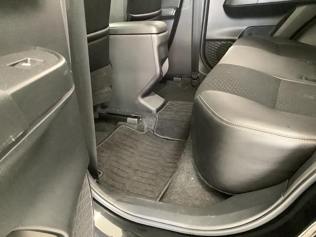 ロッキー プレミアム　ワンオーナー　９インチナビ　ＥＴＣ　バックカメラ　１年保証　ワンオーナー　９インチナビＴＶ　ＥＴＣ　バックカメラ　アダプティブクルーズコントロール　前後コーナーセンサー　前席シートヒーター　ブラインドスポットモニター　１７インチ純正アルミホイール（45枚目）