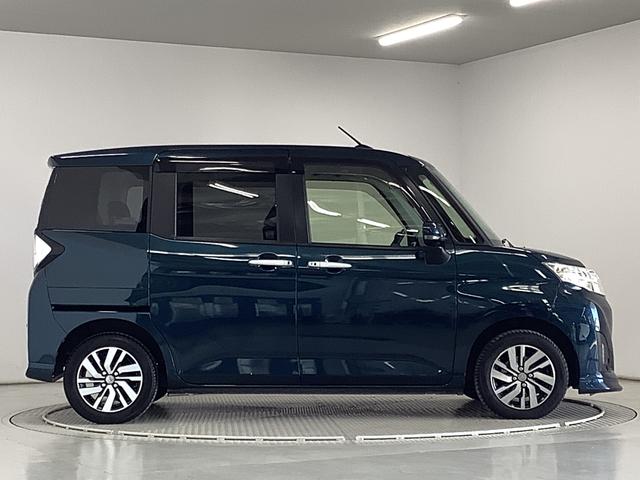 トール カスタムＧ　ＳＡＩＩ　９インチナビＴＶ　ＥＴＣ　全方位カメラ　１年保証　９インチナビＴＶ　全方位カメラ　ＥＴＣ　クルーズコントロール　両側電動スライドドア　Ｂｌｕｅｔｏｏｔｈ　ＬＥＤヘッドライト　クラッツィオシートカバー　１４インチ純正アルミホイール（16枚目）