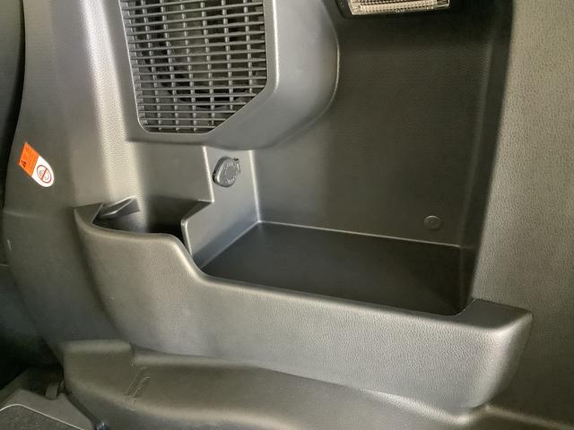 トール カスタムＧ　ＳＡＩＩ　９インチナビＴＶ　ＥＴＣ　全方位カメラ　１年保証　９インチナビＴＶ　全方位カメラ　ＥＴＣ　クルーズコントロール　両側電動スライドドア　Ｂｌｕｅｔｏｏｔｈ　ＬＥＤヘッドライト　クラッツィオシートカバー　１４インチ純正アルミホイール（57枚目）