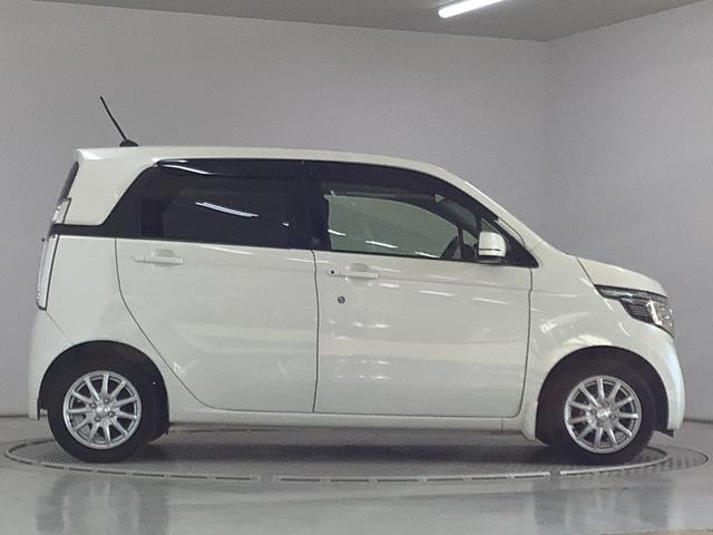 N-WGN G・スタイリッシュパッケージ 雹害車両 1オーナー ナビTV 雹害車両 1年保証 ワンオーナー ETC 衝突軽減ブレーキ ナビTV バックカメラ HIDヘッドライト アイドリングストップ プッシュスタート横滑り防止装置 オートエアコン 14インチアルミホイール(13枚目)