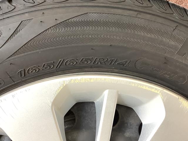 ���J�Ƀ^�[���E�s�b�`���I�[�g���C�t�ŗ��Ƃ��A�{�f�B�[�S�̂ɐ���������p�̃l���h�ŎC��܂��B���̌�A�ɍׂ߂̃R���p�E���h�ƃt�@�C�����g�p���d�グ�Ă���܂��B