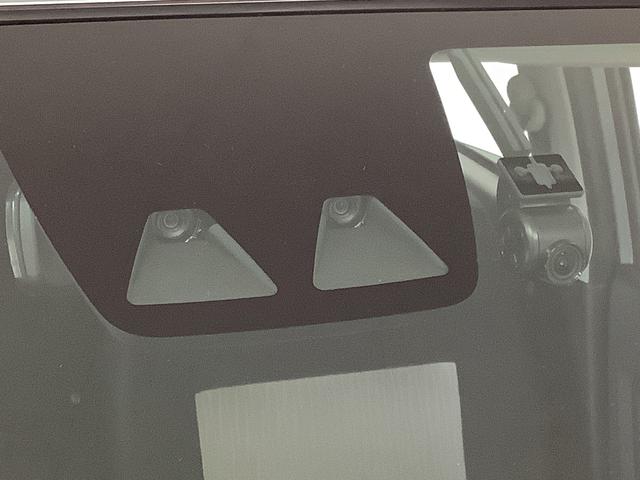 ミライース Ｘ　リミテッドＳＡＩＩＩ　４ＷＤ　ワンオーナー　ナビＴＶ　１年保証　４ＷＤ　ワンオーナー　ナビＴＶ　ＥＴＣ　バックカメラ　前後コーナーセンサー　ＵＳＢ　Ｂｌｕｅｔｏｏｔｈ　オートマチックハイビーム　ＬＥＤヘッドライト　アイドリングストップ　キーレスエントリー（11枚目）