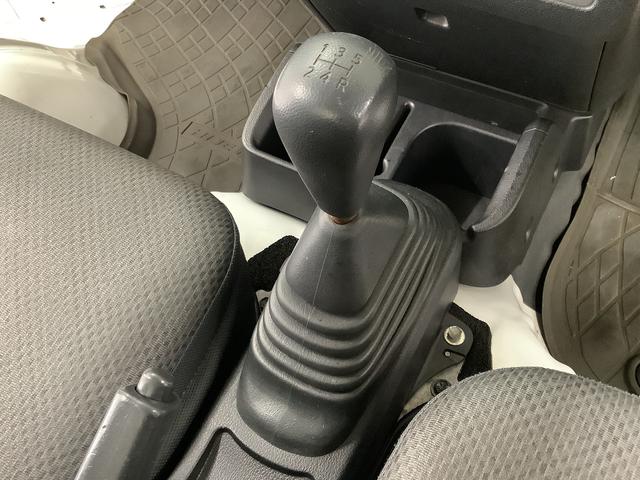 ハイゼットトラック スタンダード　５ＭＴ　ワンオーナー　ＣＤオーディオ　ＥＴＣ　走行無制限１年保証　ワンオーナー　ＭＴ車　ＣＤオーディオ　ＥＴＣ　３方開　ドアバイザー　ヘッドライトレベライザー　アクセサリーソケット　マニュアルエアコン　スペアタイヤ　マッドガード　バッテリーカバー（20枚目）