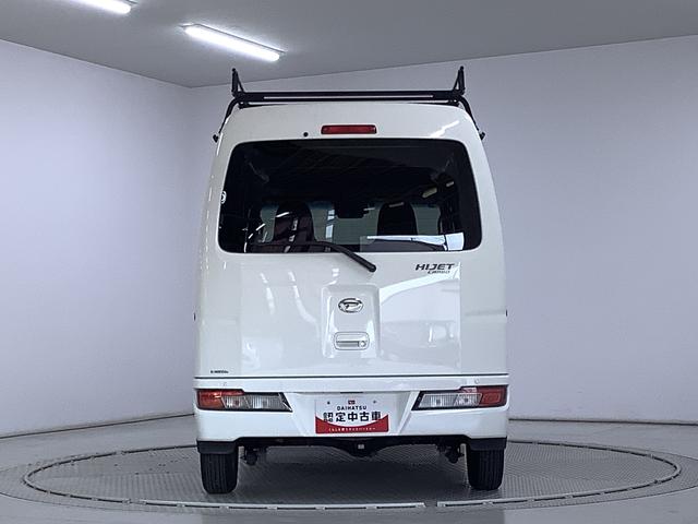 ハイゼットカーゴ デラックスＳＡＩＩＩ　ＥＴＣ　リアコーナーセンサー　キーレス　走行無制限１年保証　リアコーナーセンサー　ＥＴＣ　ルーフキャリア　ＬＥＤヘッドライト　アイドリングストップ　キーレスエントリー　横滑り防止装置　オートライト　ドアバイザー　システムバー　フォグランプ（10枚目）
