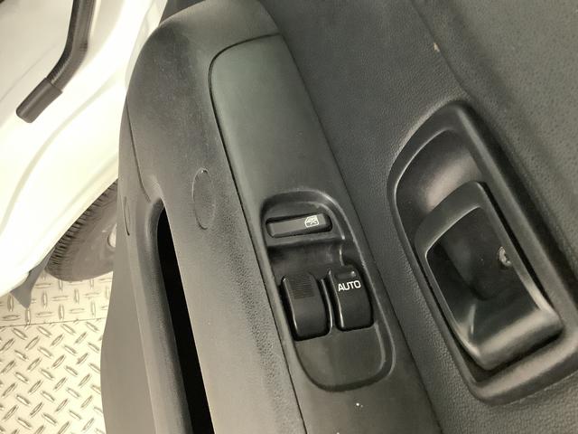 ハイゼットカーゴ デラックスＳＡＩＩＩ　ＥＴＣ　リアコーナーセンサー　キーレス　走行無制限１年保証　リアコーナーセンサー　ＥＴＣ　ルーフキャリア　ＬＥＤヘッドライト　アイドリングストップ　キーレスエントリー　横滑り防止装置　オートライト　ドアバイザー　システムバー　フォグランプ（22枚目）