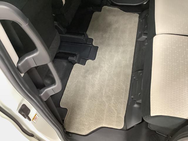 専用のパーツクリーナーを噴霧し、仕上げております。ボディーやガラスの拭き上げ、タイヤワックス等全体をキレイにしております。