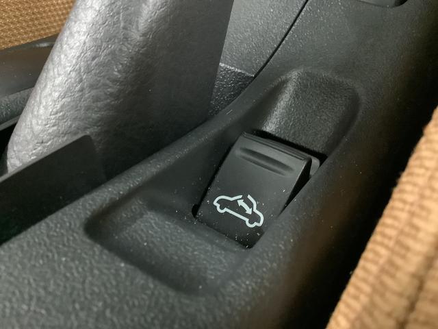 コペン セロ　ターボ　ＣＶＴ　オーディオ　ＥＴＣ　シートヒーター　走行無制限１年保証　オーディオ　ＥＴＣ　ＣＶＴ車　シートヒーター　ＬＥＤヘッドライト　アイドリングストップ　プッシュスタート　横滑り防止装置　オートライト　オートエアコン　１６インチ純正アルミホイール（32枚目）