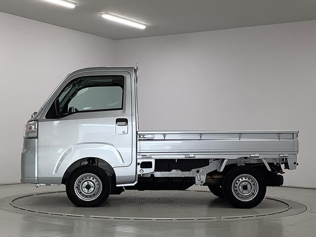 ハイゼットトラック スタンダード　４ＷＤ　ＣＶＴ　前後コーナーセンサー　ラジオ　走行無制限１年保証　前後コーナーセンサー　４ＷＤ　ＣＶＴ車　３方開　オートマチックハイビーム　アイドリングストップ　横滑り防止装置　オートライト　ヘッドライトレベライザー　ラジオ　スマートアシスト（9枚目）