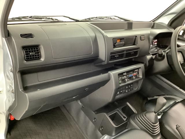 ハイゼットトラック スタンダード　４ＷＤ　ＣＶＴ　前後コーナーセンサー　ラジオ　走行無制限１年保証　前後コーナーセンサー　４ＷＤ　ＣＶＴ車　３方開　オートマチックハイビーム　アイドリングストップ　横滑り防止装置　オートライト　ヘッドライトレベライザー　ラジオ　スマートアシスト（16枚目）