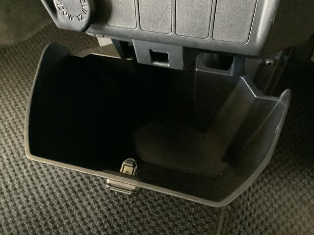 トール Ｘ　ナビ　ＥＴＣ　バックカメラ　コーナーセンサー　片側電動　走行無制限１年保証　片側電動スライドドア　ナビ　ＥＴＣ　バックカメラ　前後コーナーセンサー　ＤＶＤ　オートマチックハイビーム　アイドリングストップ　プッシュスタート　横滑り防止装置　オートライト（32枚目）