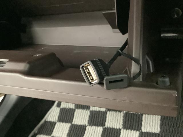 コペン エクスプレイ ターボ CVT ナビ ETC シートヒーター 1年保証 ナビTV Bluetooth ETC CVT車 シートヒーター DVD USB接続 LEDヘッドライト プッシュスタート 横滑り防止装置 オートエアコン 16インチ純正アルミホイール(36枚目)