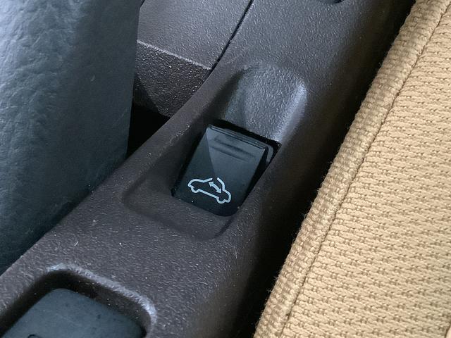 コペン エクスプレイ ターボ CVT ナビ ETC シートヒーター 1年保証 ナビTV Bluetooth ETC CVT車 シートヒーター DVD USB接続 LEDヘッドライト プッシュスタート 横滑り防止装置 オートエアコン 16インチ純正アルミホイール(37枚目)