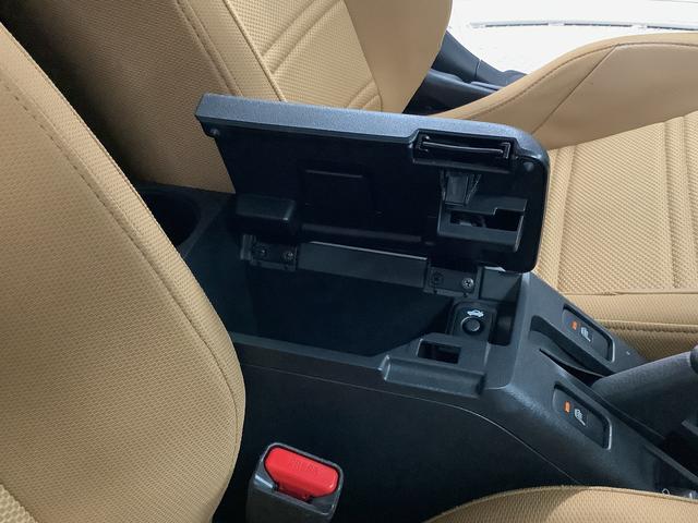 コペン セロ　ターボ　ＣＶＴ　ナビＴＶ　ＵＳＢ　ＥＴＣ　バックカメラ　１年保証　ナビＴＶ　ＥＴＣ　バックカメラ　ＣＶＴ車　シートヒーター　ＵＳＢ　Ｂｌｕｅｔｏｏｔｈ　ＬＥＤヘッドライト　プッシュスタート　横滑り防止装置　オートエアコン　１６インチ純正アルミホイール（27枚目）