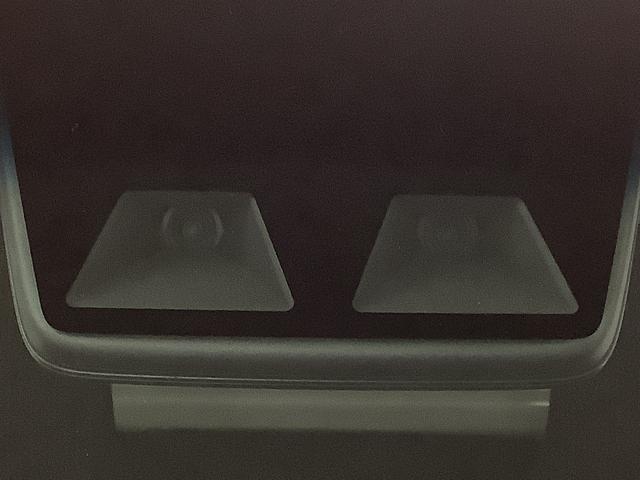 ハイゼットカーゴ デラックスＳＡＩＩＩ　４ＷＤ　ＡＴ　ＥＴＣ　コーナーセンサー　走行無制限１年保証　リアコーナーセンサー　４ＷＤ　ＡＴ車　ＥＴＣ　オートマチックハイビーム　ＬＥＤヘッドライト　アイドリングストップ　横滑り防止装置　ヘッドライトレベライザー　ラジオ　両側スライドドア（7枚目）