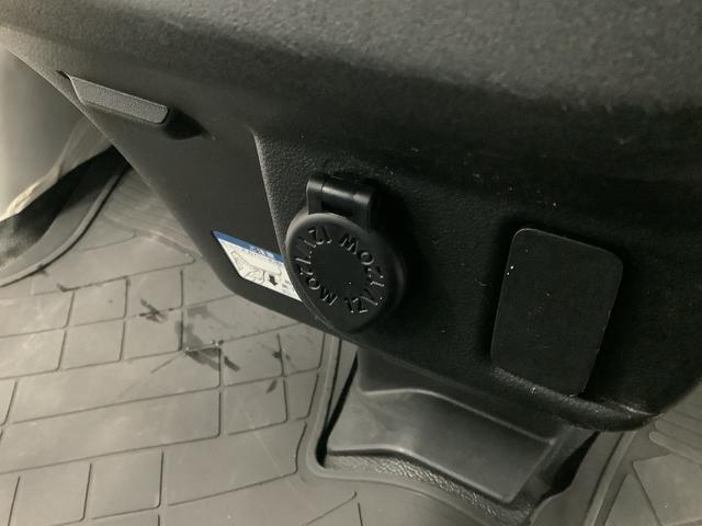 ハイゼットカーゴ デラックスＳＡＩＩＩ　４ＷＤ　ＡＴ　ＥＴＣ　コーナーセンサー　走行無制限１年保証　リアコーナーセンサー　４ＷＤ　ＡＴ車　ＥＴＣ　オートマチックハイビーム　ＬＥＤヘッドライト　アイドリングストップ　横滑り防止装置　ヘッドライトレベライザー　ラジオ　両側スライドドア（25枚目）