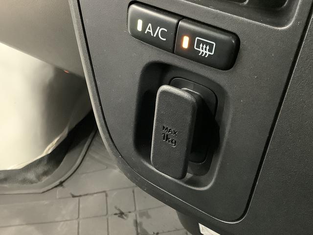 ハイゼットカーゴ デラックスＳＡＩＩＩ　４ＷＤ　ＡＴ　ＥＴＣ　コーナーセンサー　走行無制限１年保証　リアコーナーセンサー　４ＷＤ　ＡＴ車　ＥＴＣ　オートマチックハイビーム　ＬＥＤヘッドライト　アイドリングストップ　横滑り防止装置　ヘッドライトレベライザー　ラジオ　両側スライドドア（27枚目）