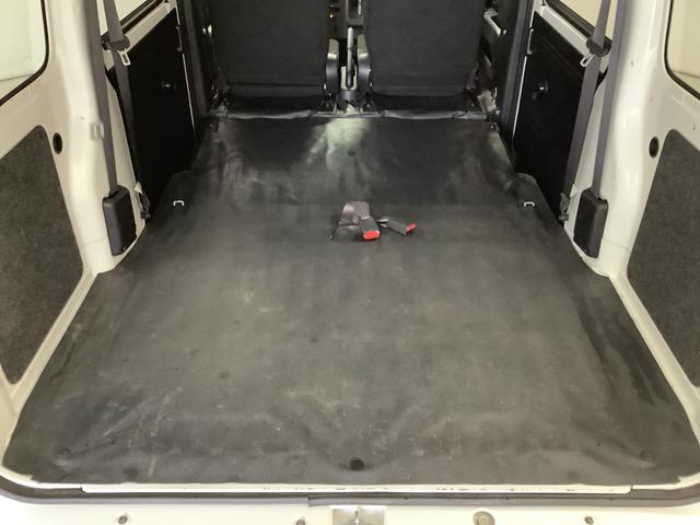 ハイゼットカーゴ デラックスＳＡＩＩＩ　４ＷＤ　ＡＴ　ＥＴＣ　コーナーセンサー　走行無制限１年保証　リアコーナーセンサー　４ＷＤ　ＡＴ車　ＥＴＣ　オートマチックハイビーム　ＬＥＤヘッドライト　アイドリングストップ　横滑り防止装置　ヘッドライトレベライザー　ラジオ　両側スライドドア（43枚目）