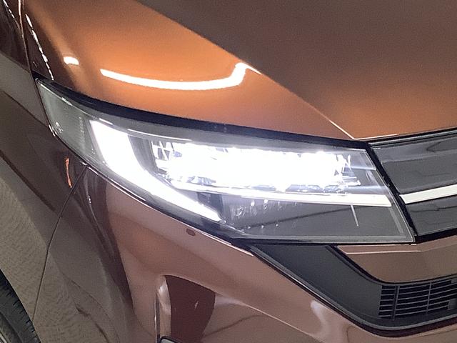 ムーヴ Ｇ　片側電動スライドドア　前後コーナーセンサー　スマートキー　走行無制限１年保証　片側電動スライドドア　前後コーナーセンサー　オートマチックハイビーム　ＬＥＤヘッドライト　プッシュスタート　横滑り防止装置　オートブレーキホールド　オートエアコン　ベンチシート（14枚目）