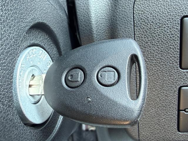 ミライース L SAIII 前後コーナーセンサー キーレスエントリー 走行無制限1年保証 前後コーナーセンサー オートマチックハイビーム アイドリングストップ キーレスエントリー 横滑り防止装置 オートライト ヘッドライトレベライザー アクセサリーソケット(23枚目)