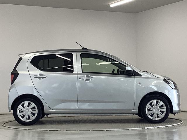 ミライース Ｘ　ＳＡＩＩＩ　前後コーナーセンサー　キーレスエントリー　走行無制限１年保証　前後コーナーセンサー　オートマチックハイビーム　ＬＥＤヘッドライト　アイドリングストップ　キーレスエントリー　横滑り防止装置　オートライト　ヘッドライトレベライザー　電動格納ミラー（7枚目）