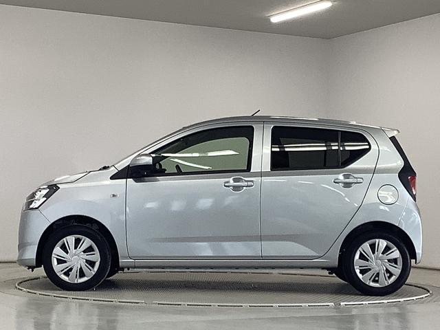 ミライース Ｘ　ＳＡＩＩＩ　前後コーナーセンサー　キーレスエントリー　走行無制限１年保証　前後コーナーセンサー　オートマチックハイビーム　ＬＥＤヘッドライト　アイドリングストップ　キーレスエントリー　横滑り防止装置　オートライト　ヘッドライトレベライザー　電動格納ミラー（8枚目）