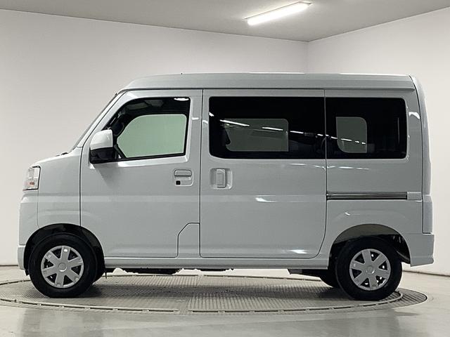 ハイゼットカーゴ クルーズターボ　ＣＶＴ車　前後コーナーセンサー　スマートキー　走行無制限１年保証　前後コーナーセンサー　ＣＶＴ車　オートマチックハイビーム　アイドリングストップ　プッシュスタート　横滑り防止装置　オートライト　アクセサリーソケット　電動格納ミラー　両側スライド（8枚目）