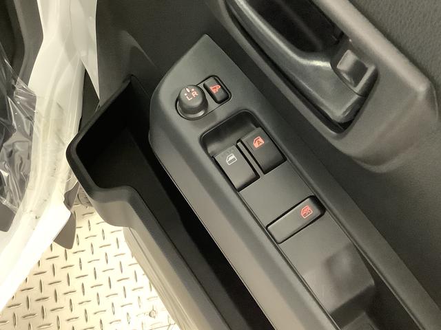 ハイゼットカーゴ クルーズターボ　ＣＶＴ車　前後コーナーセンサー　スマートキー　走行無制限１年保証　前後コーナーセンサー　ＣＶＴ車　オートマチックハイビーム　アイドリングストップ　プッシュスタート　横滑り防止装置　オートライト　アクセサリーソケット　電動格納ミラー　両側スライド（18枚目）