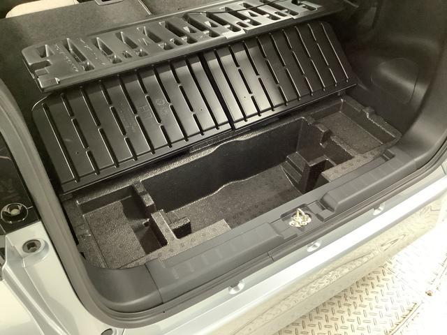 ムーヴ X 4WD 片側電動スライドドア 前後コーナーセンサー 走行無制限1年保証 片側電動スライドドア 4WD 前後コーナーセンサー オートマチックハイビーム LEDヘッドライト 横滑り防止装置 スマートキー オートライト オートエアコン 電動格納ドアミラー(23枚目)