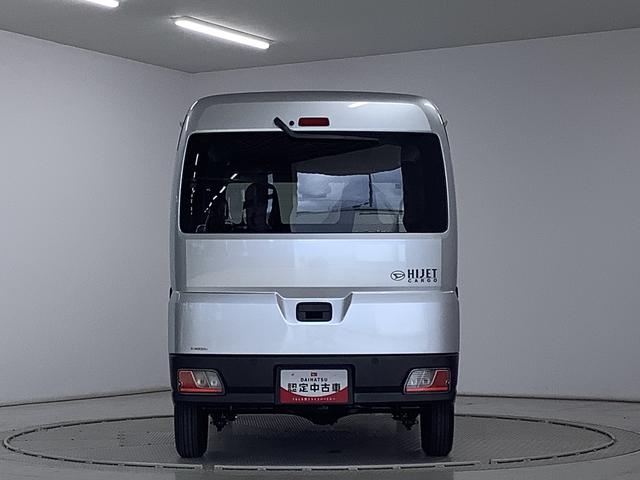 ハイゼットカーゴ ＤＸ　ＣＶＴ　コーナーセンサー　キーレスエントリー　ラジオ　走行無制限１年保証　前後コーナーセンサー　ＣＶＴ車　オートマチックハイビーム　キーレスエントリー　アイドリングストップ　横滑り防止装置　オートライト　ヘッドライトレベライザー　パワーウィンドウ　ラジオ（10枚目）