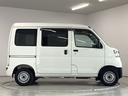 ハイゼットカーゴ デラックスＳＡＩＩＩ　ＡＴ　リアコーナーセンサー　ラジオ　走行無制限１年保証　リアコーナーセンサー　ＡＴ車　両側スライドドア　オートマチックハイビーム　ＬＥＤヘッドライト　アイドリングストップ　キーレスエントリー　横滑り防止装置　パワーウィンドウ　ラジオ（8枚目）
