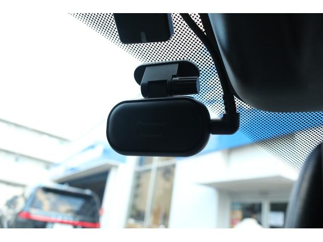 アウトランダーPHEV P ワンオーナー・360度カメラ・BOSEプレミアムサウンド・パワーバックドア・シートヒーター・ライトグレー革シート・eアシスト・マイパイロット・ヘッドアップディスプレイ・LEDヘッドライト(24枚目)