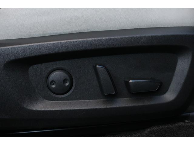 アウトランダーPHEV P ワンオーナー・360度カメラ・BOSEプレミアムサウンド・パワーバックドア・シートヒーター・ライトグレー革シート・eアシスト・マイパイロット・ヘッドアップディスプレイ・LEDヘッドライト(33枚目)