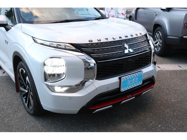 アウトランダーPHEV P ワンオーナー・360度カメラ・BOSEプレミアムサウンド・パワーバックドア・シートヒーター・ライトグレー革シート・eアシスト・マイパイロット・ヘッドアップディスプレイ・LEDヘッドライト(43枚目)