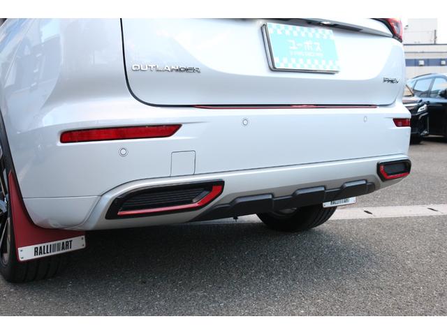 アウトランダーPHEV P ワンオーナー・360度カメラ・BOSEプレミアムサウンド・パワーバックドア・シートヒーター・ライトグレー革シート・eアシスト・マイパイロット・ヘッドアップディスプレイ・LEDヘッドライト(47枚目)