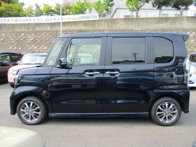 L 届出済未使用車 衝突被害軽減ブレーキ 電動パーキングブレーキ スマートキー プッシュエンジンスタート オートエアコン 前席シートヒーター USB充電用ソケット シートバックテーブル(28枚目)