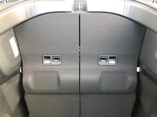 荷室も広々です！！最近は軽でも空間は充実しておりますよ♪♪その他、気になる点がございましたら、お気軽にお問い合わせ下さいませ！