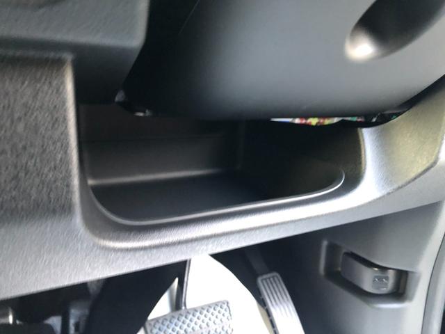 ハンドル周りです！メーターのイメージ、周りのボタンも踏まえてご覧ください！その他、気になる点がございましたら、お気軽にお問い合わせ下さいませ！