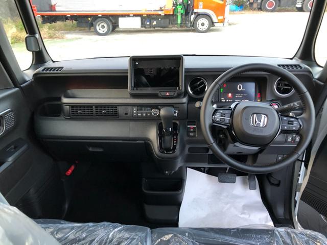 インパネ周りです！ボタン配置やシフト箇所などの確認＆乗られたお姿をイメージしてお確かめ下さい！！その他、気になる点がございましたら、お気軽にお問い合わせ下さいませ！