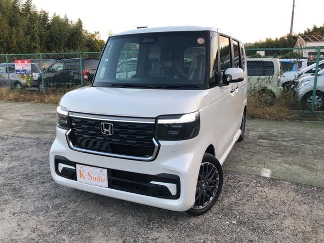 京都の自動車販売店ケイスマイル洛西店です！オールメーカー常時在庫２００台完備！ほしい車がきっと見つかります！その他、気になる点がございましたら、お気軽にお問い合わせ下さいませ！