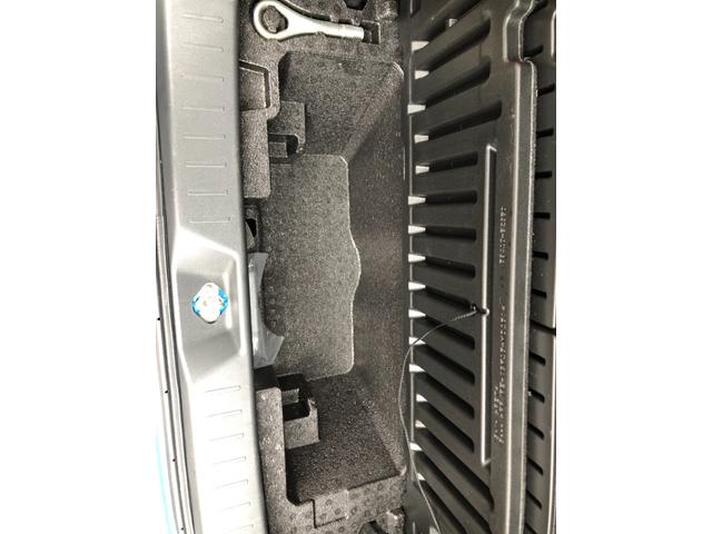 ステラ カスタムＲ　スマートアシスト　中古車　衝突軽減ブレーキ　スマートアシスト　キーフリー　プッシュスタート　オートエアコン（4枚目）