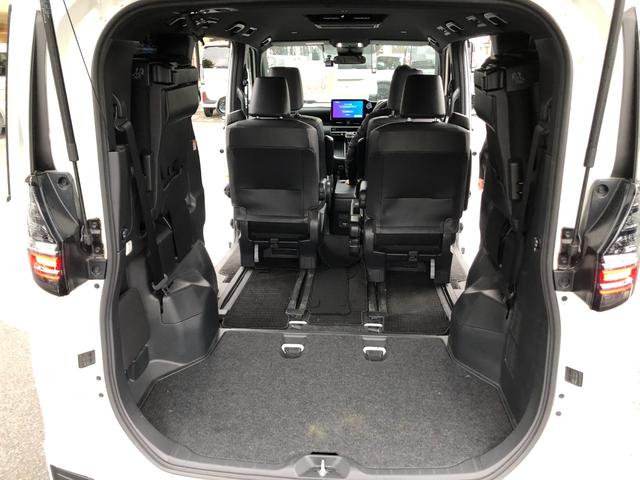 ヴォクシー ハイブリッドＳ－Ｚ　中古車　ハイブリッド　衝突軽減ブレーキ　両側パワースライドドア　オートエアコン（5枚目）