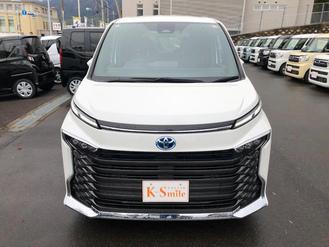 ヴォクシー ハイブリッドＳ－Ｚ　中古車　ハイブリッド　衝突軽減ブレーキ　両側パワースライドドア　オートエアコン（19枚目）