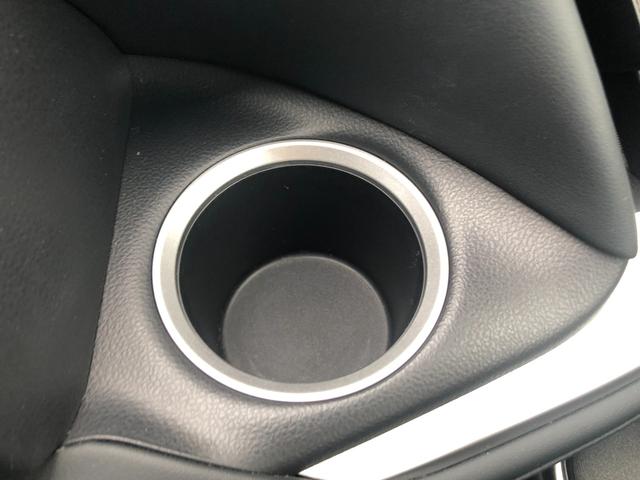 ヴォクシー ハイブリッドＳ－Ｚ　中古車　ハイブリッド　衝突軽減ブレーキ　両側パワースライドドア　オートエアコン（32枚目）