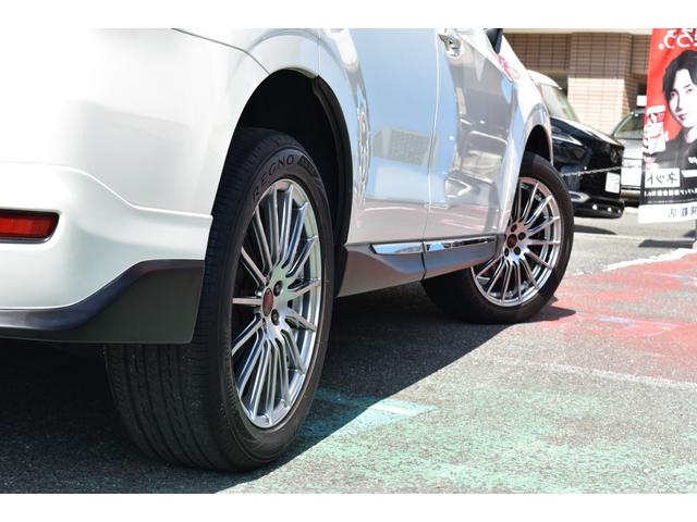フォレスター ２．０ＸＴ　アイサイト　１オナ　後期　Ｄメンテ車　アイサイトＶｅｒ３　アドバンスドＳ　純正ＯＰエアロ　ＳＴＩ１８ＡＷ　ナビ　フルセグ　Ｂカメラ　ＥＴＣ　半革　シートＨ　ＬＥＤヘッド　Ｐバックドア　Ｒクルーズ　ＢＳＭ　Ｄ記録（8枚目）