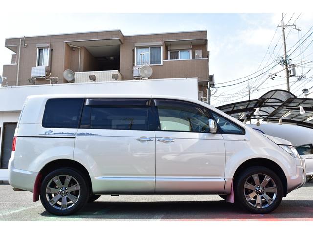 デリカD:5 ジャスパー 最終モデル 特別仕様車 専用インテリア アルパイン9型ナビ フルセグ Bカメラ フリップダウン ETC 両側パワスラ 専用ハーフレザー Pシート&ヒーター HID パドルS クルコン 専用18AW(10枚目)