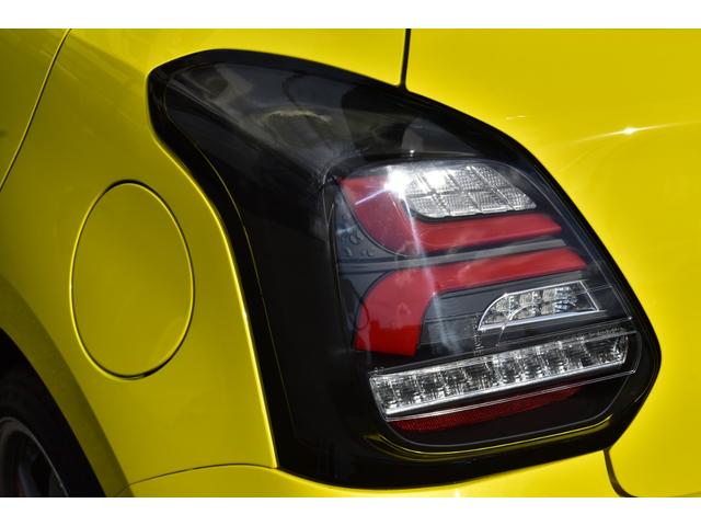 ＳＯＮＡＲ製ＬＥＤテール。。。定番の内部の浮きはございます。