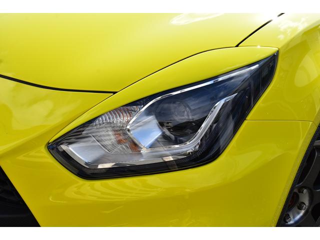 ＬＥＤヘッドライト。。。透き通ったヘッドライトレンズ。。。