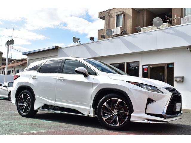 ＲＸ ＲＸ２００ｔ　バージョンＬ　モデリスタＦＳＲエアロ＆マフラー＆ダウンサス　ガラスＳＲ　リアエンターティメント　純正ナビ　フルセグ　全方位　黒セミアニリン革　エアシート　Ｐバックドア　三眼ＬＥＤ　プリクラ　ＢＳＭ　ＨＵＤ　Ｃソナー（5枚目）
